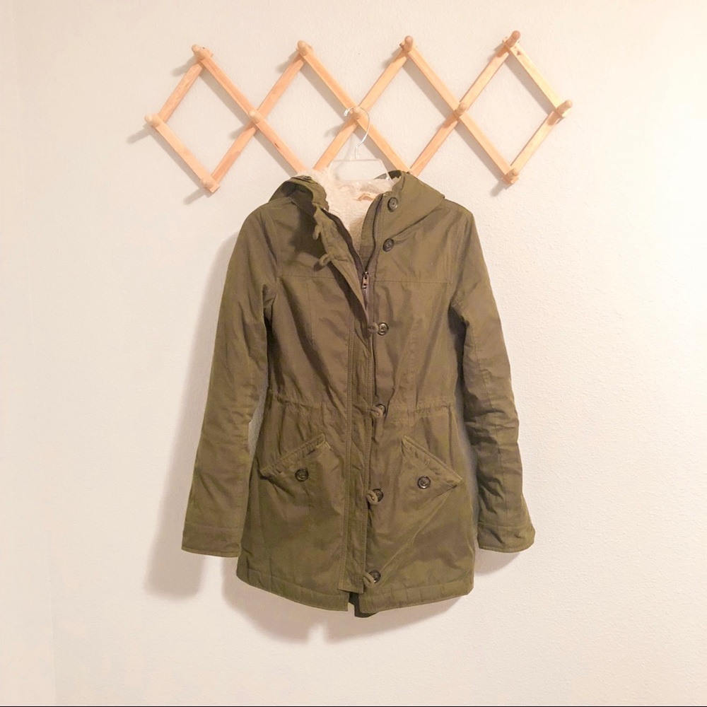 COPY - Hollister olive green parka